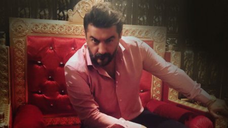 Турецкий фильм: Плакса Ариф / Aglak Arif (2019)